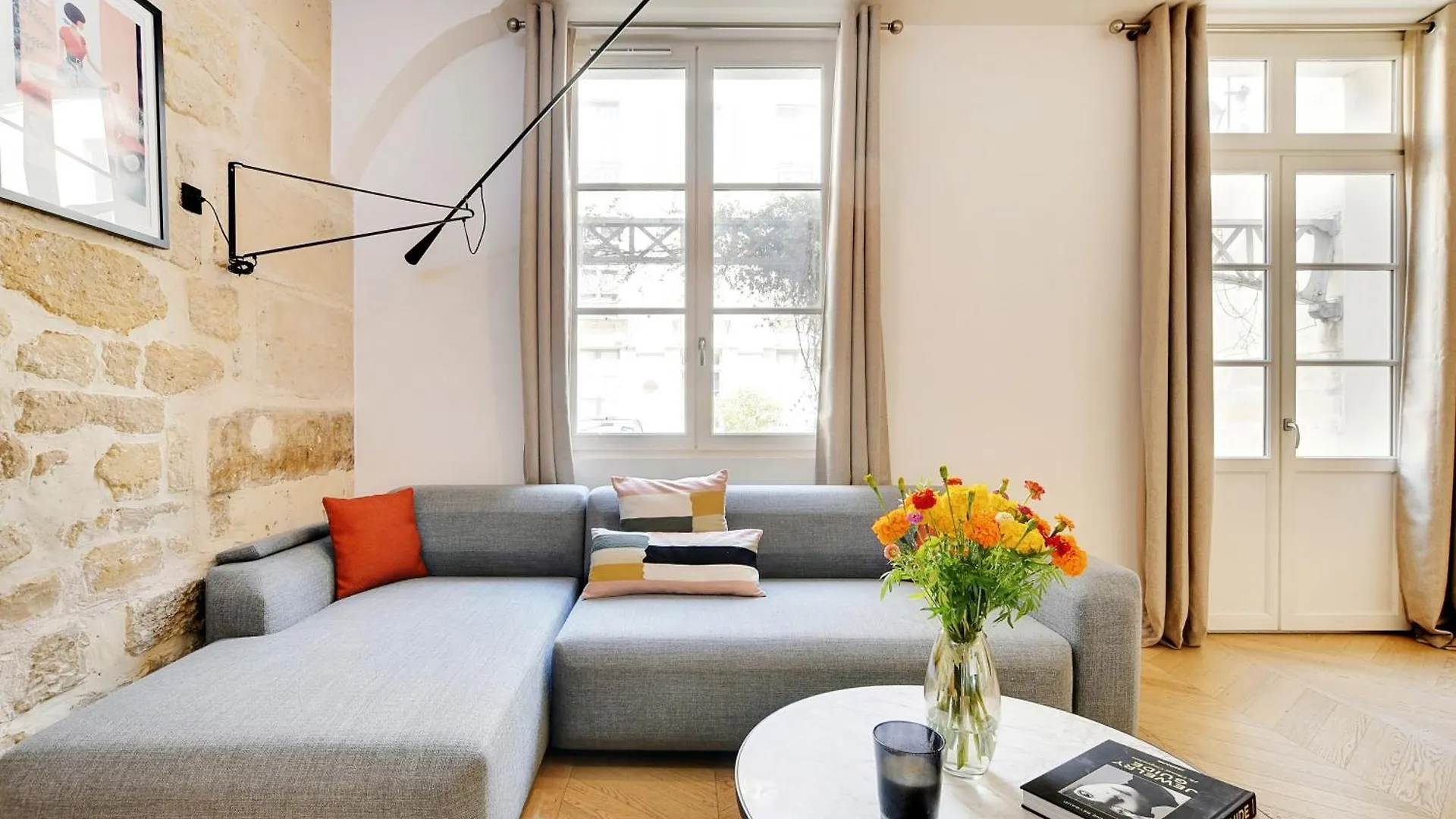 Sereners In Place Des Vosges - Rue De Birague Apartment