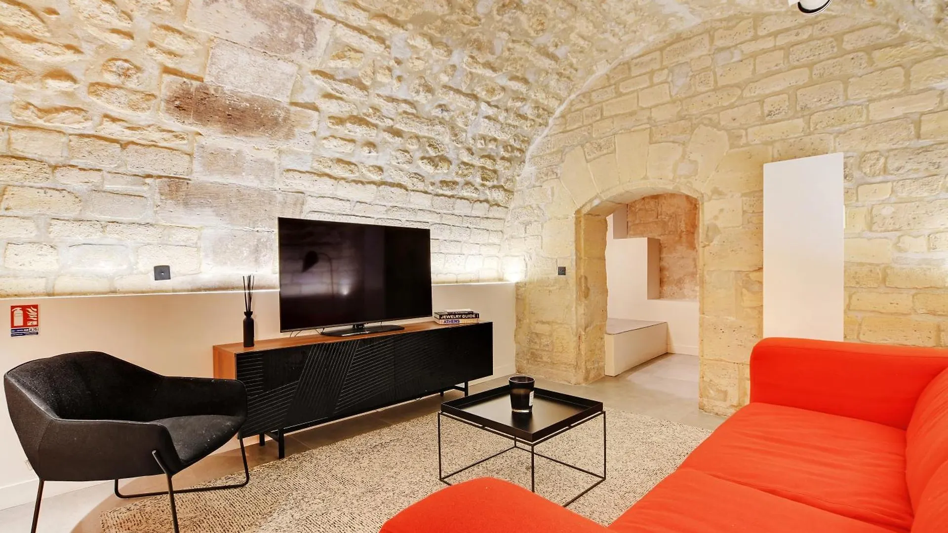 Apartment Sereners In Place Des Vosges - Rue De Birague